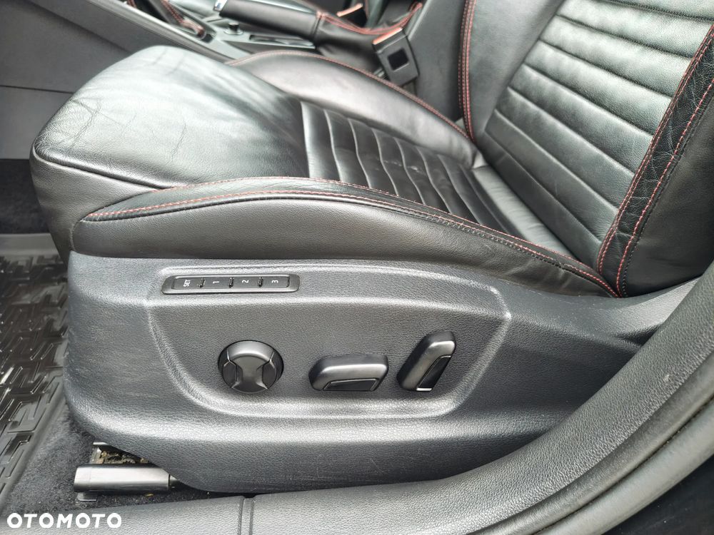 Skoda Octavia 2.0 TSI RS 230 DSG - 36