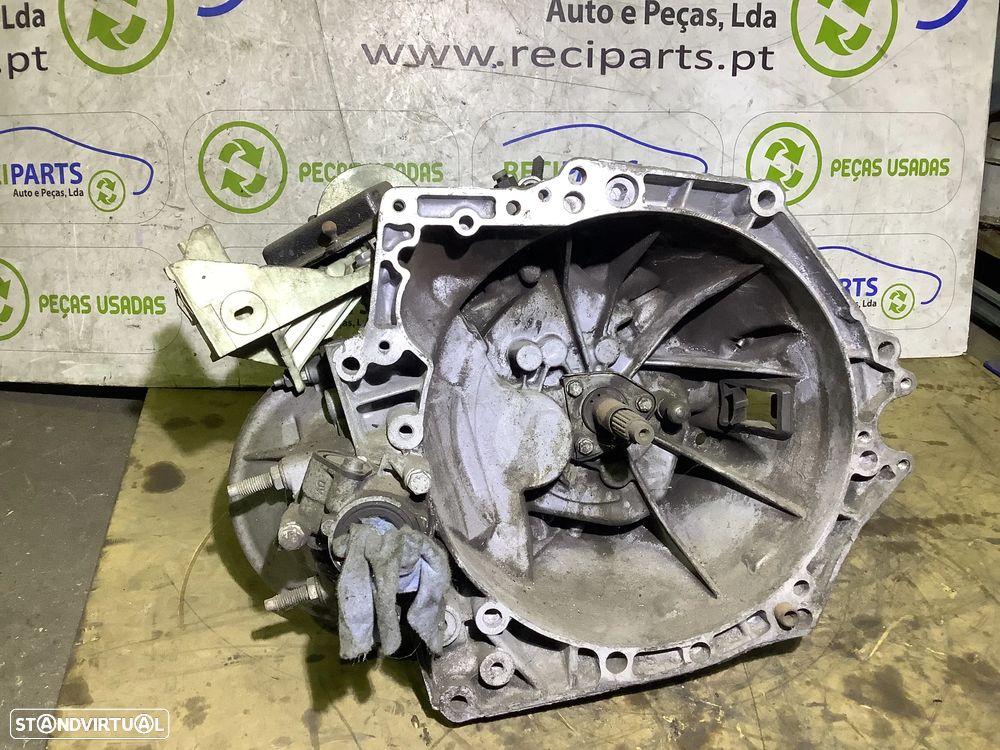 Caixa de velocidades Citroen C4 1.6 HDi - 5