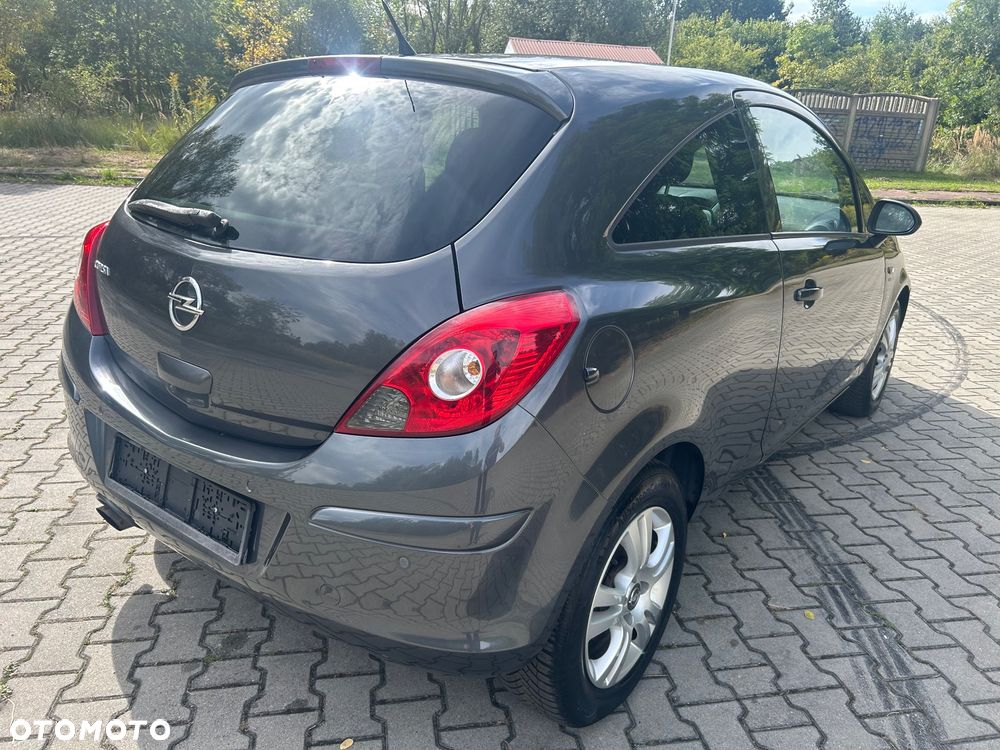 Opel Corsa 1.4 16V Innovation 110 Jahre - 5