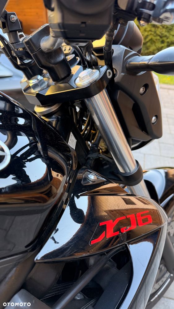 Yamaha XJ - 24