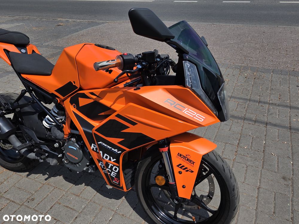 KTM RC 125 - 12
