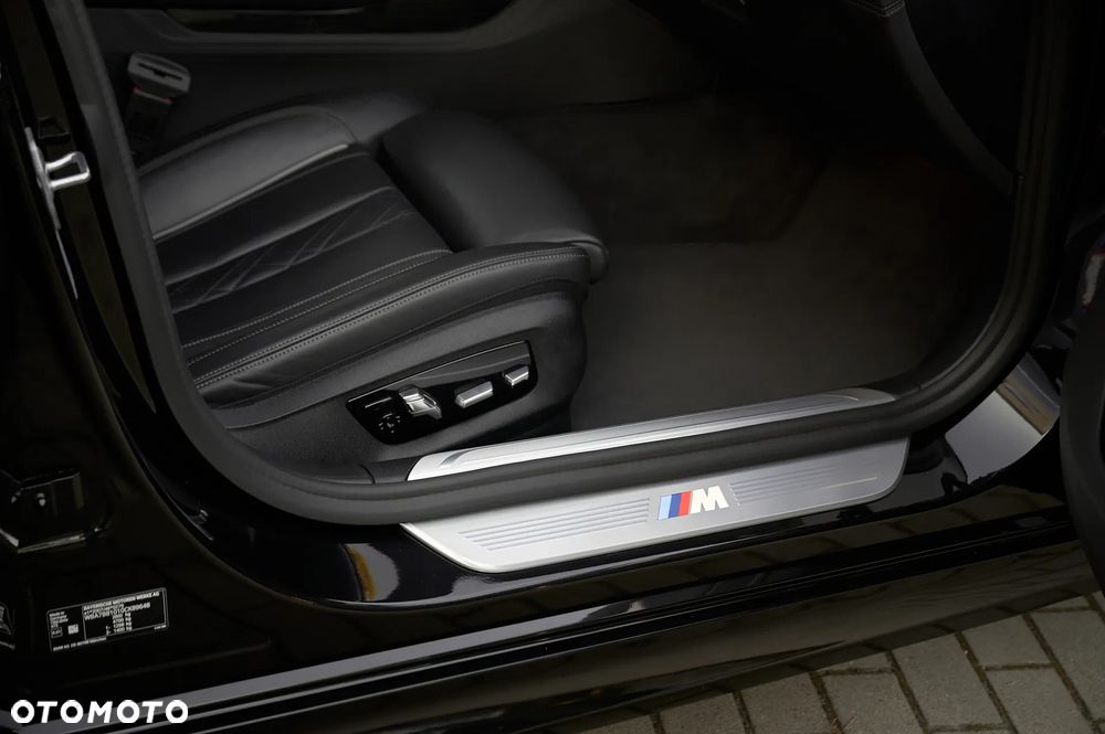 BMW Seria 7 - 29