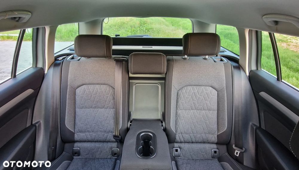 Volkswagen Passat 2.0 TDI EVO Business - 7