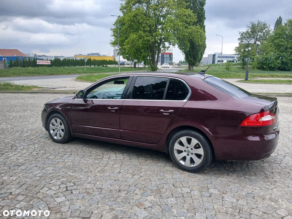 Skoda Superb 2.0 TDI Comfort - 9