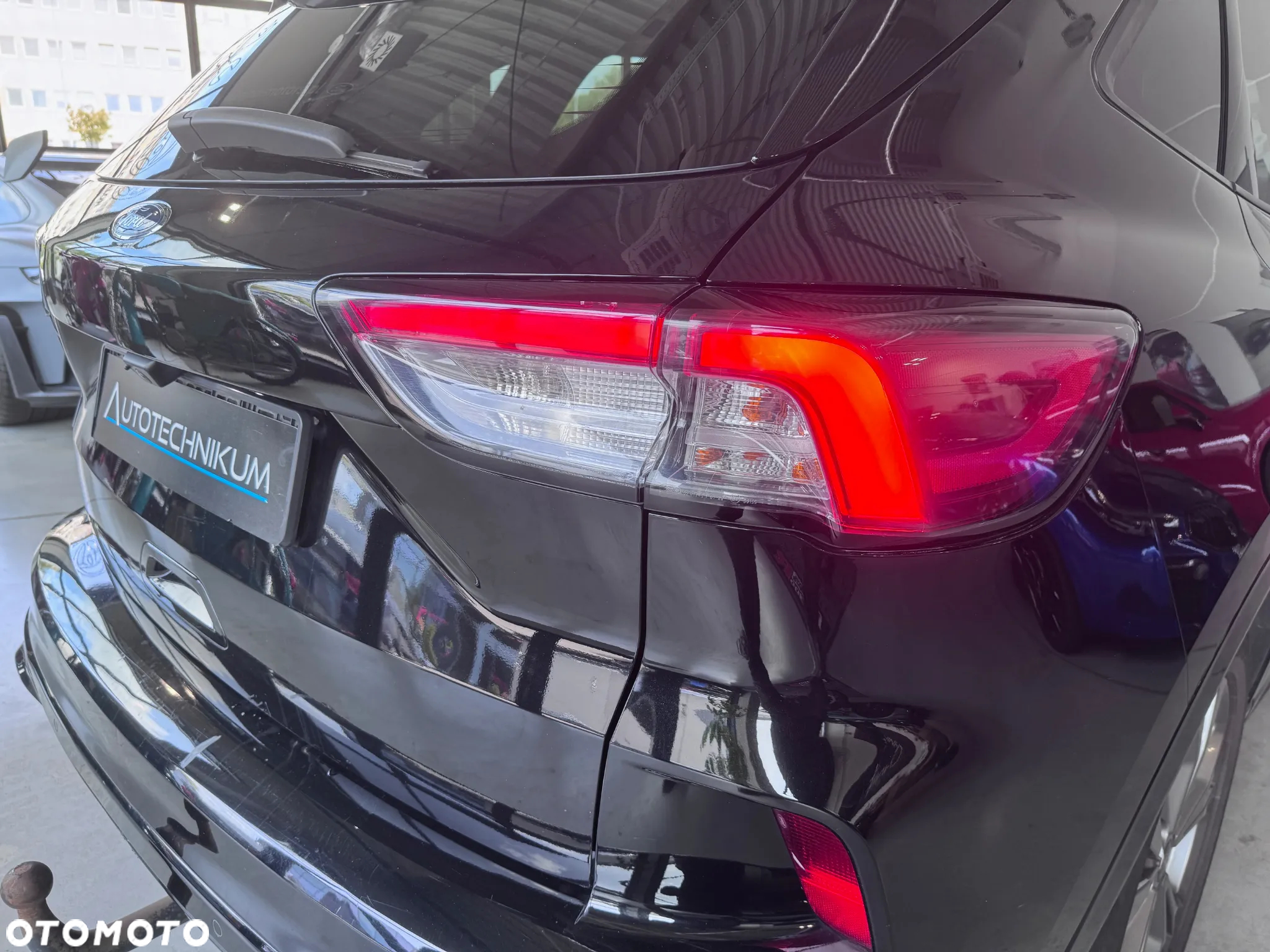Ford Kuga 1.5 EcoBoost FWD ST-Line - 25
