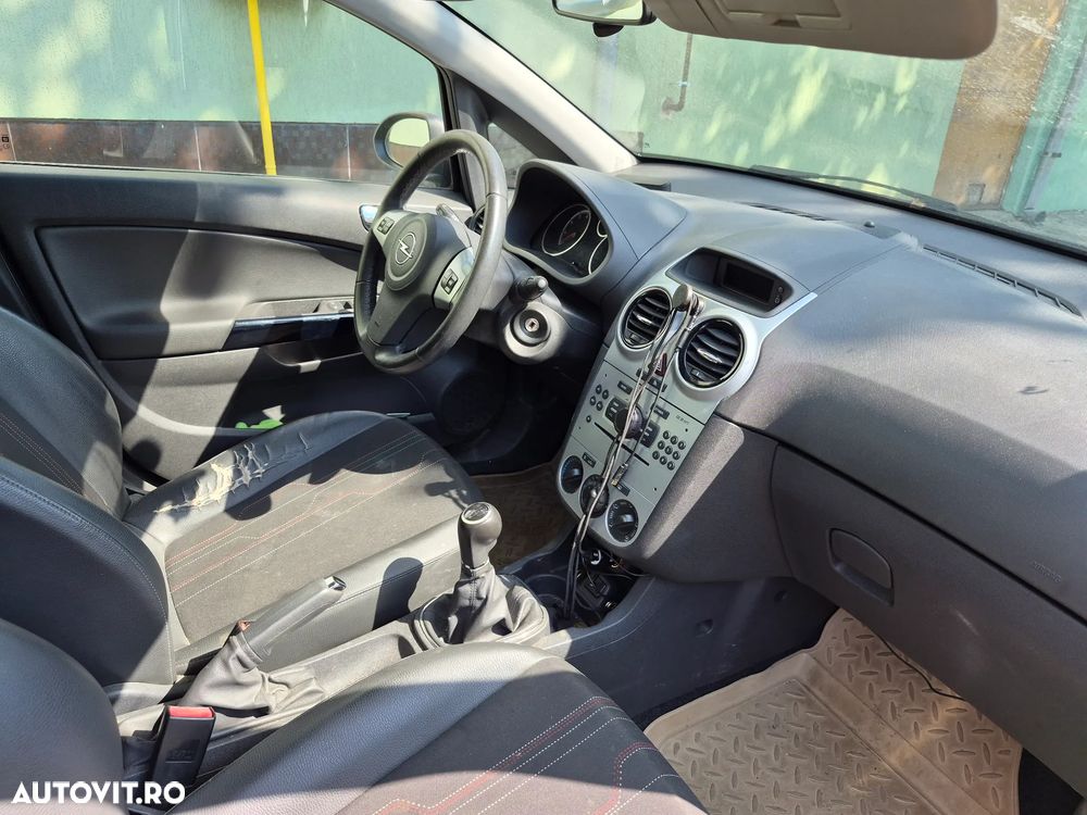 Opel Corsa - 12