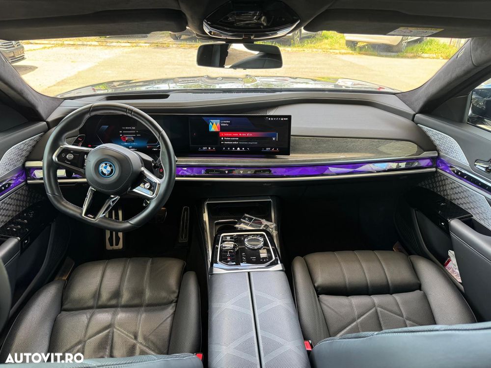 BMW M7 - 25