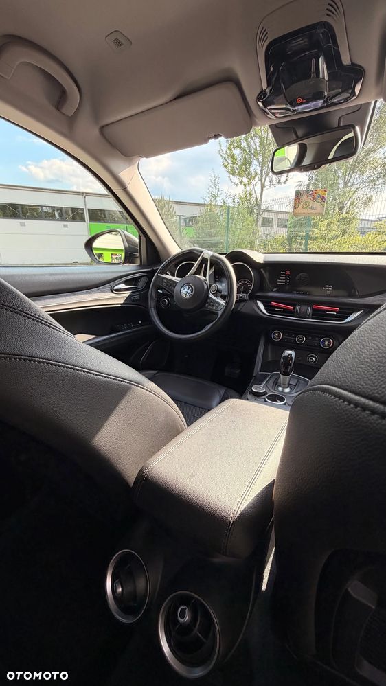 Alfa Romeo Stelvio 2.0 Turbo B-Tech Edition Q4 - 11