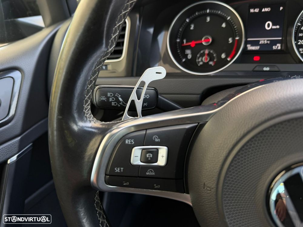 VW Golf 2.0 TDI GTD DSG - 22