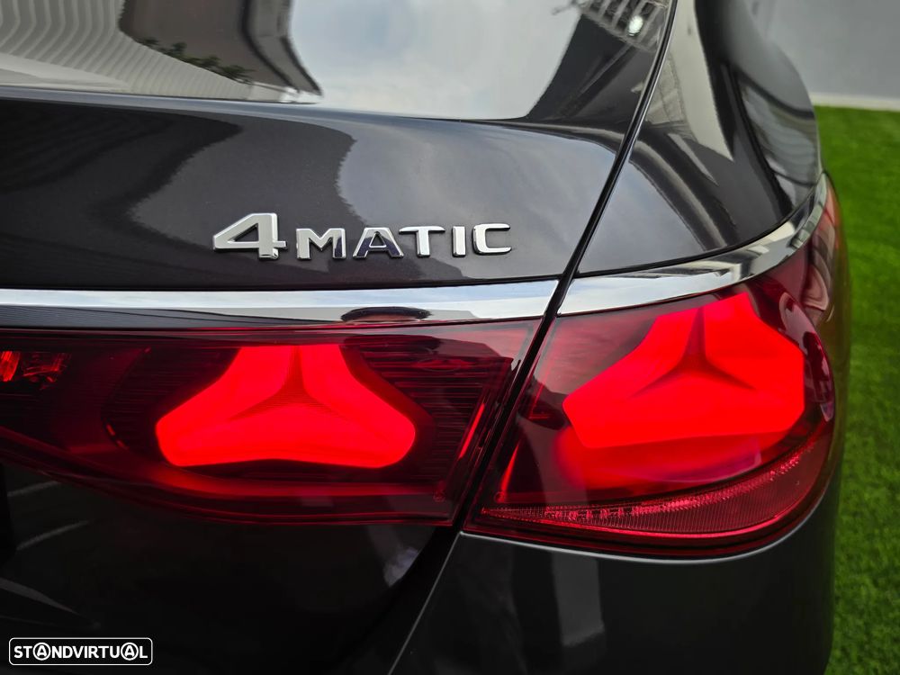 Mercedes-Benz E 300 de AMG Line 4Matic - 17