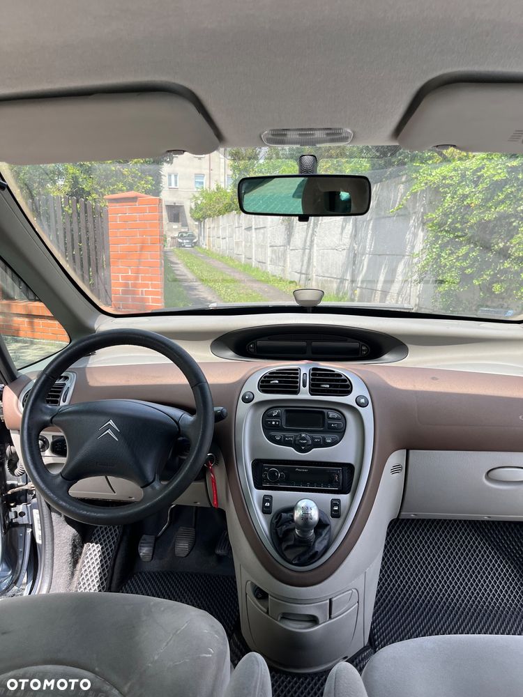 Citroën Xsara Picasso 2.0 HDI Exclusive - 8
