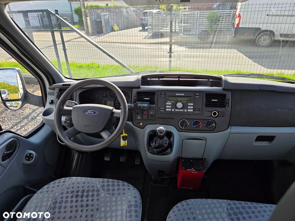 Ford TRANSIT DOKA 4x4 - 12