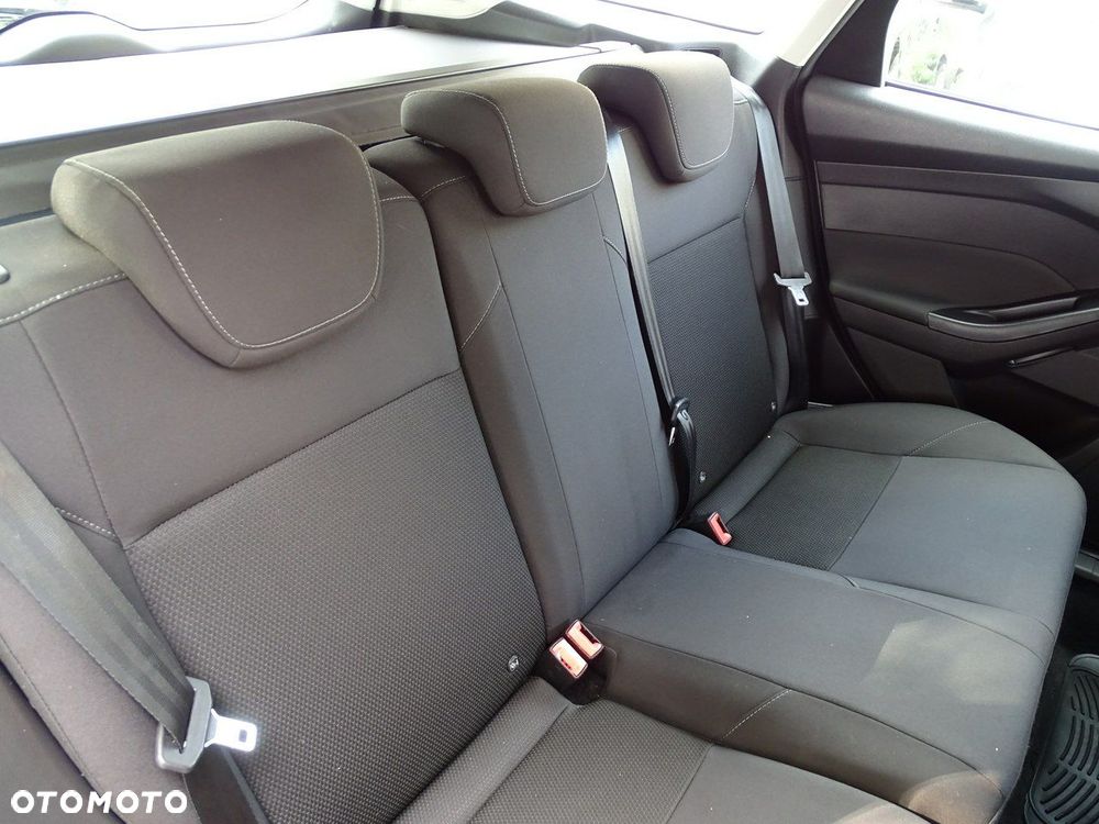 Ford Focus - 34