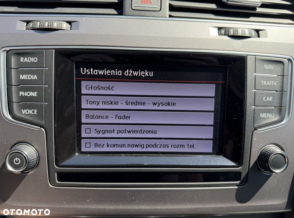 Volkswagen Golf - 18