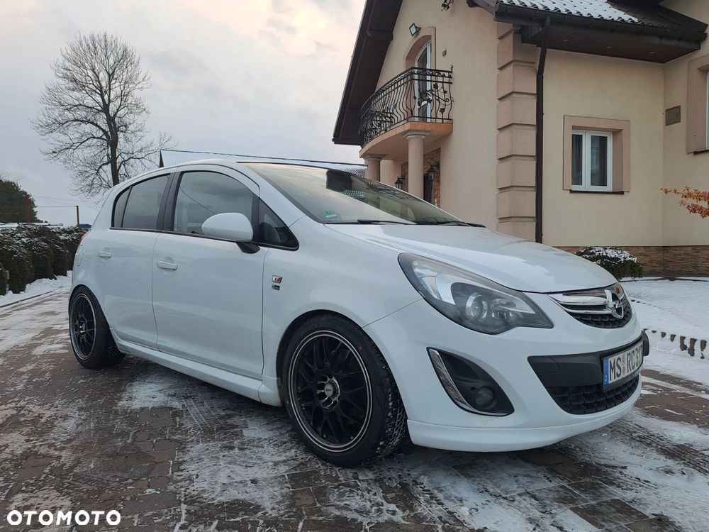 Opel Corsa 1.6 Turbo 150 Jahre - 23
