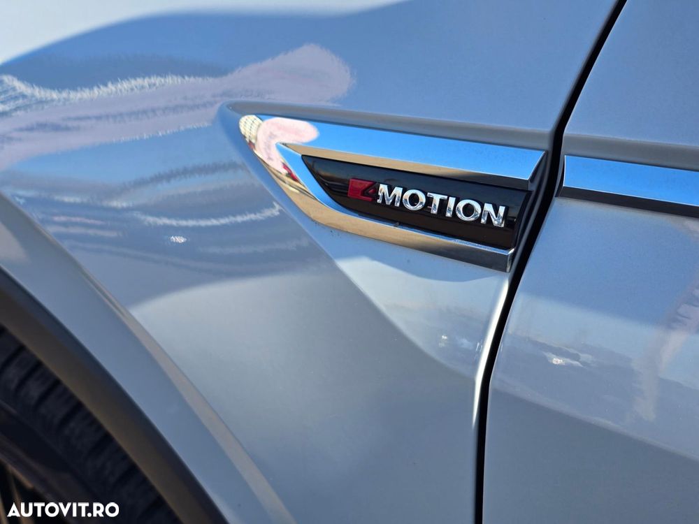 Volkswagen Tiguan - 35