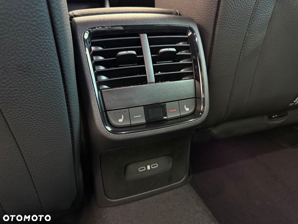 Skoda Octavia 1.5 TSI mHEV Sportline DSG - 25