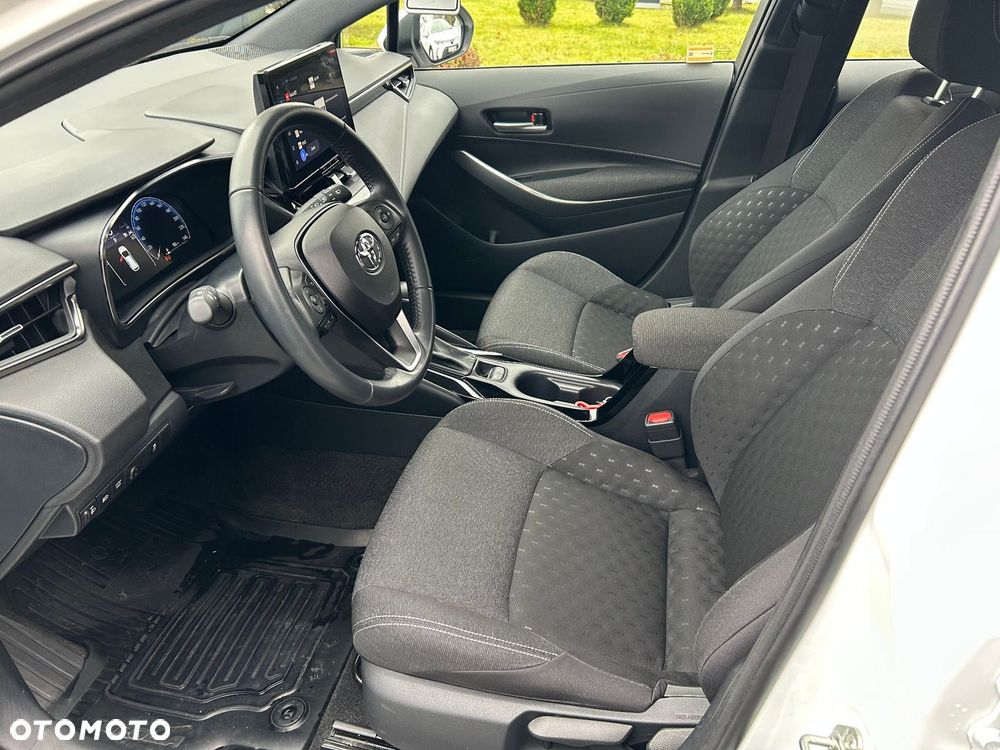 Toyota Corolla 1.8 Hybrid Comfort - 10