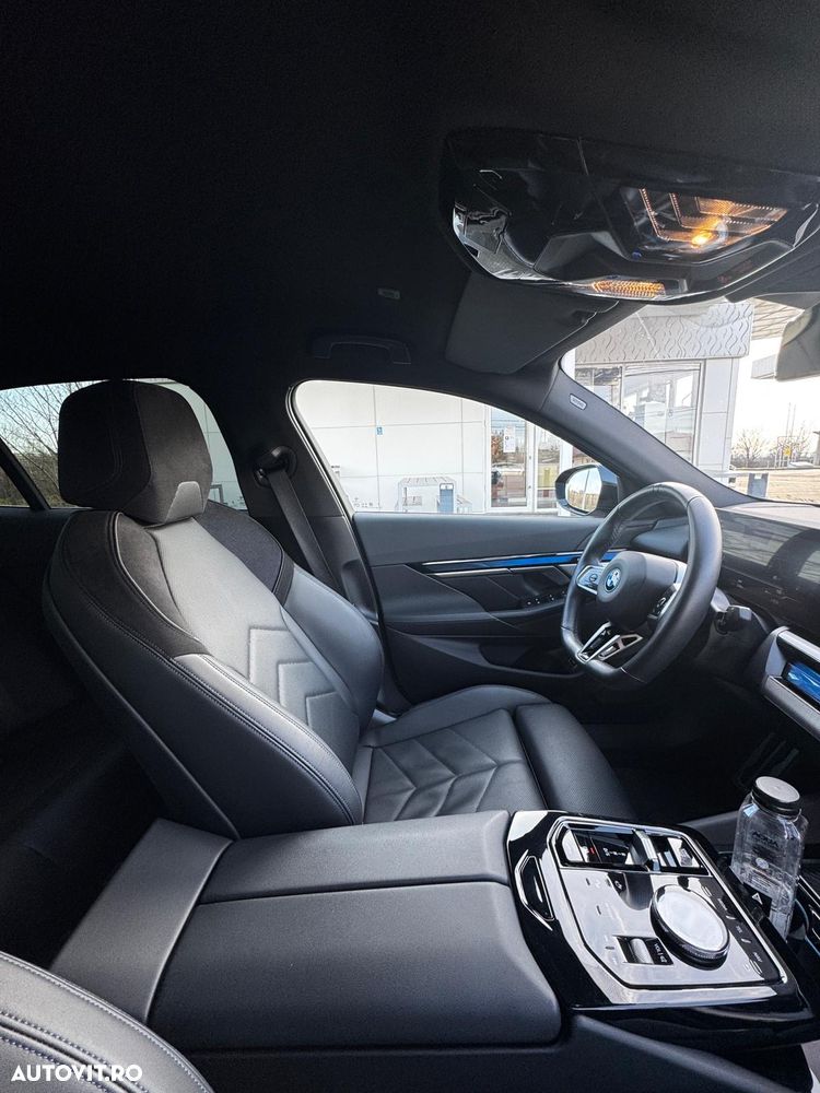 BMW Seria 5 530e Aut. - 7