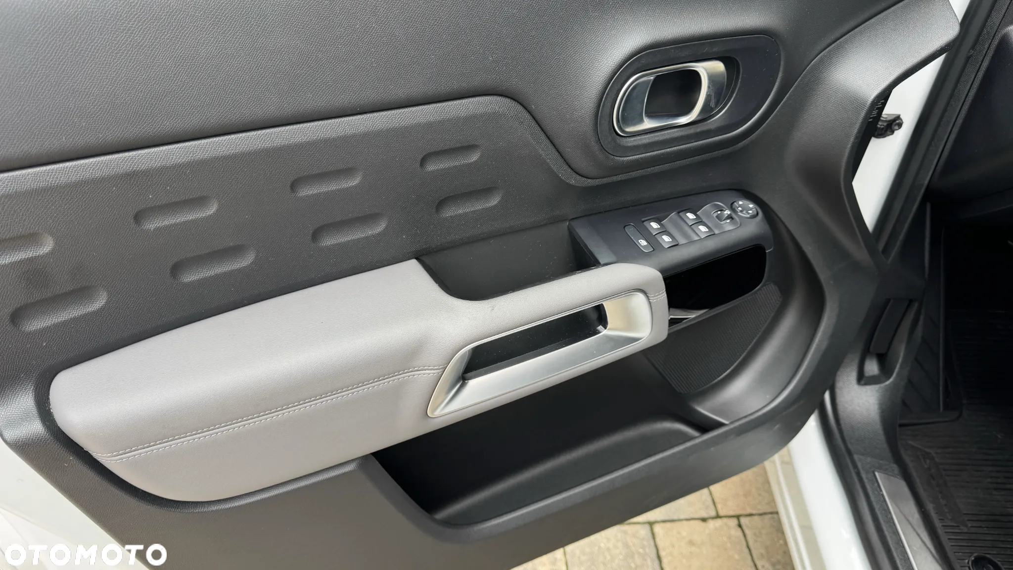 Citroën C5 Aircross BlueHDI 130 S&S EAT8 FEEL PACK - 33