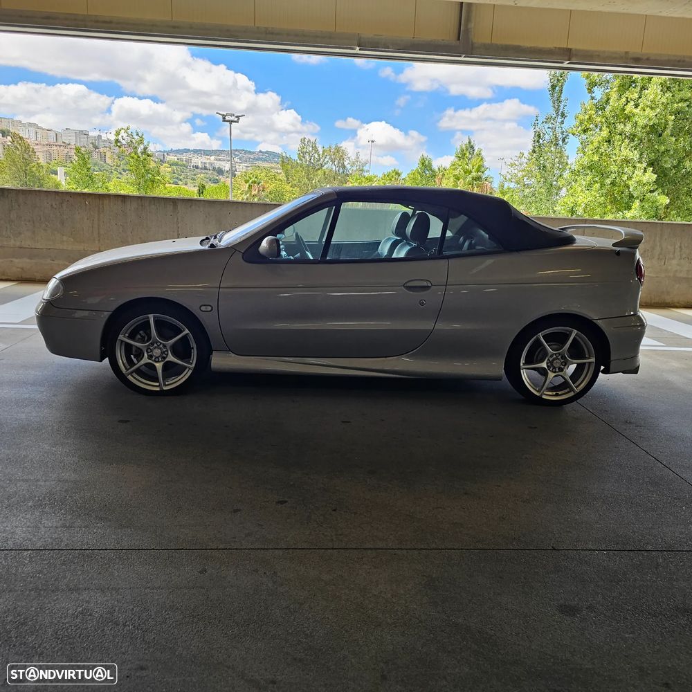 Renault Mégane Cabrio ver-1-4-16v-privil-ge - 13