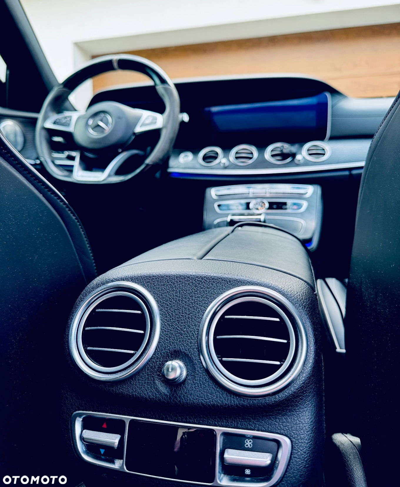 Mercedes-Benz Klasa E AMG 63 S 4-Matic+ - 34