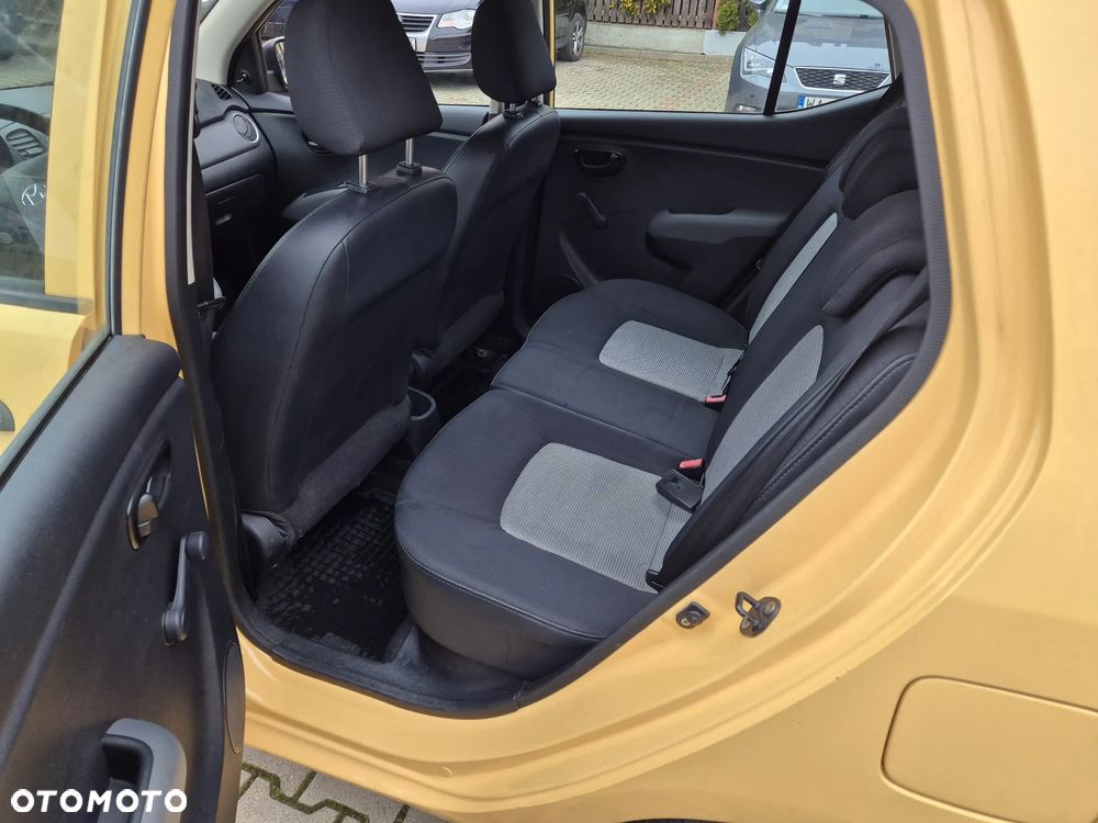 Hyundai i10 1.1 Classic - 4