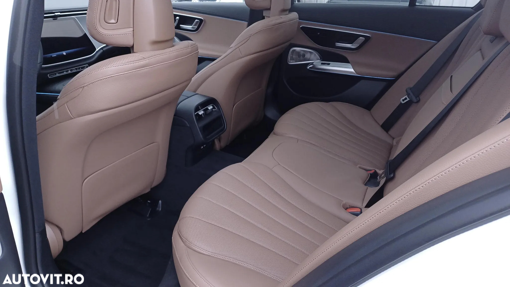 Mercedes-Benz E 200 MHEV 4MATIC Aut. - 12