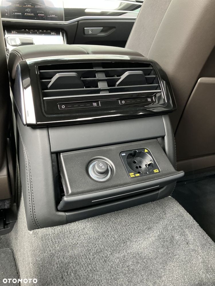 Audi A8 - 16