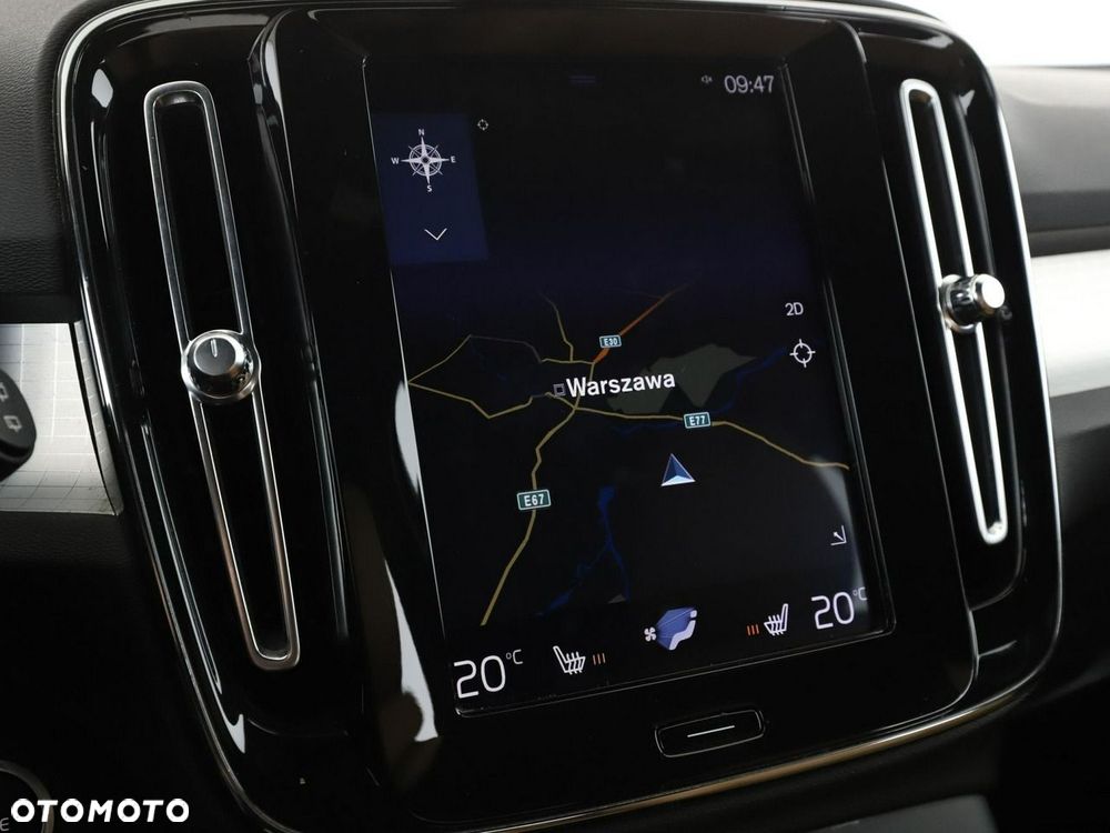 Volvo XC 40 D4 AWD Momentum Pro - 26
