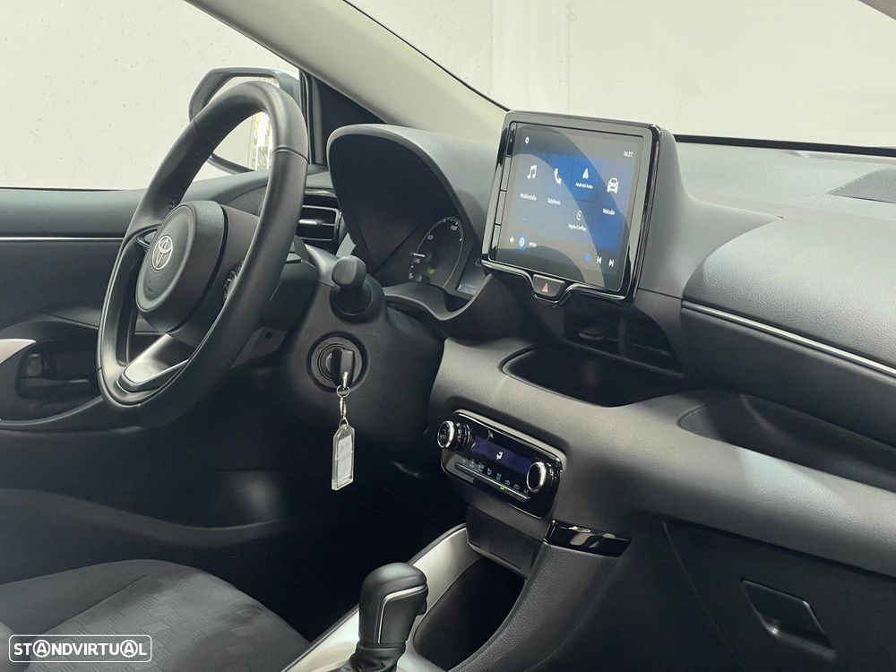 Toyota Yaris 1.5 HDF Comfort Plus - 11