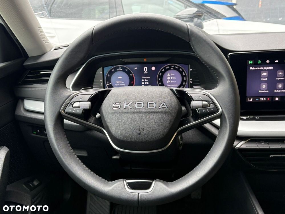 Skoda Octavia 1.5 TSI mHEV Selection DSG - 9