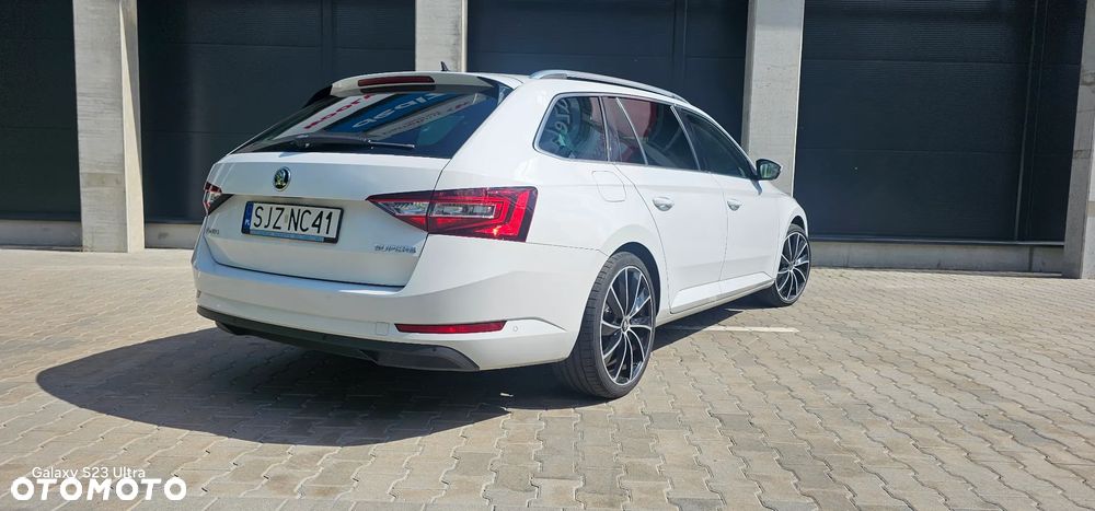 Skoda Superb 2.0 TDI 4x4 Style DSG - 4