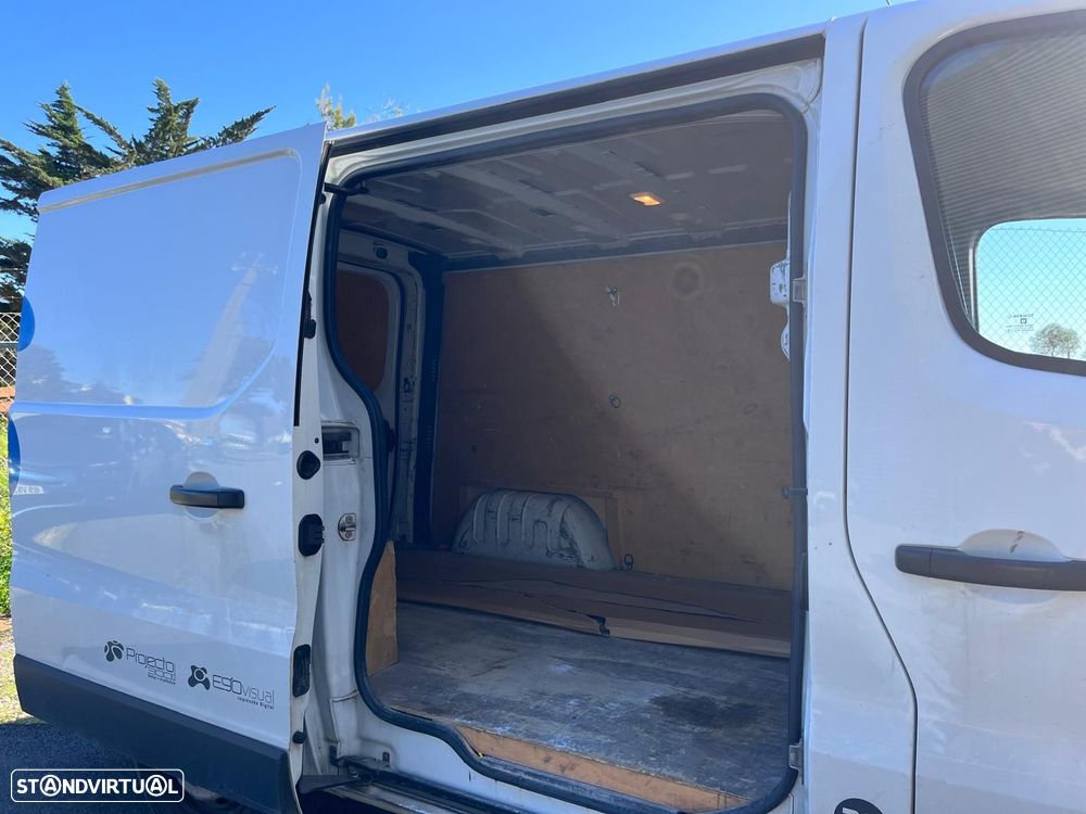 Renault Trafic - 6