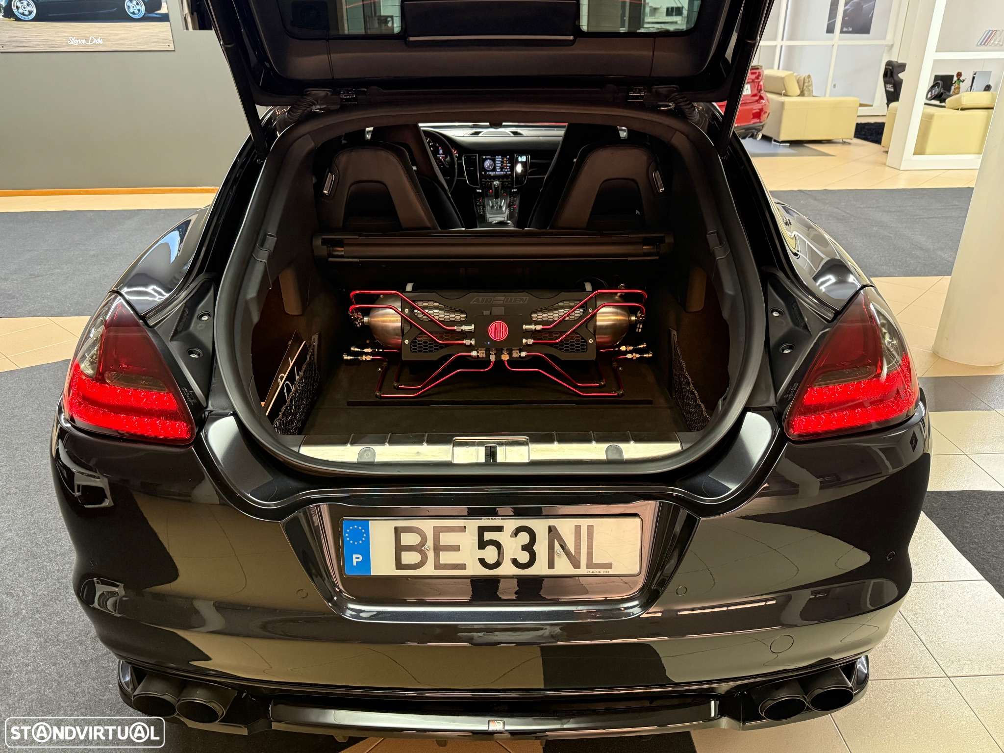 Porsche Panamera Turbo PDK - 16