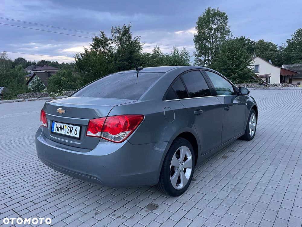 Chevrolet Cruze 1.8 LTZ - 3