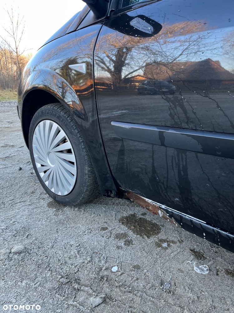 Renault Grand Scenic - 6