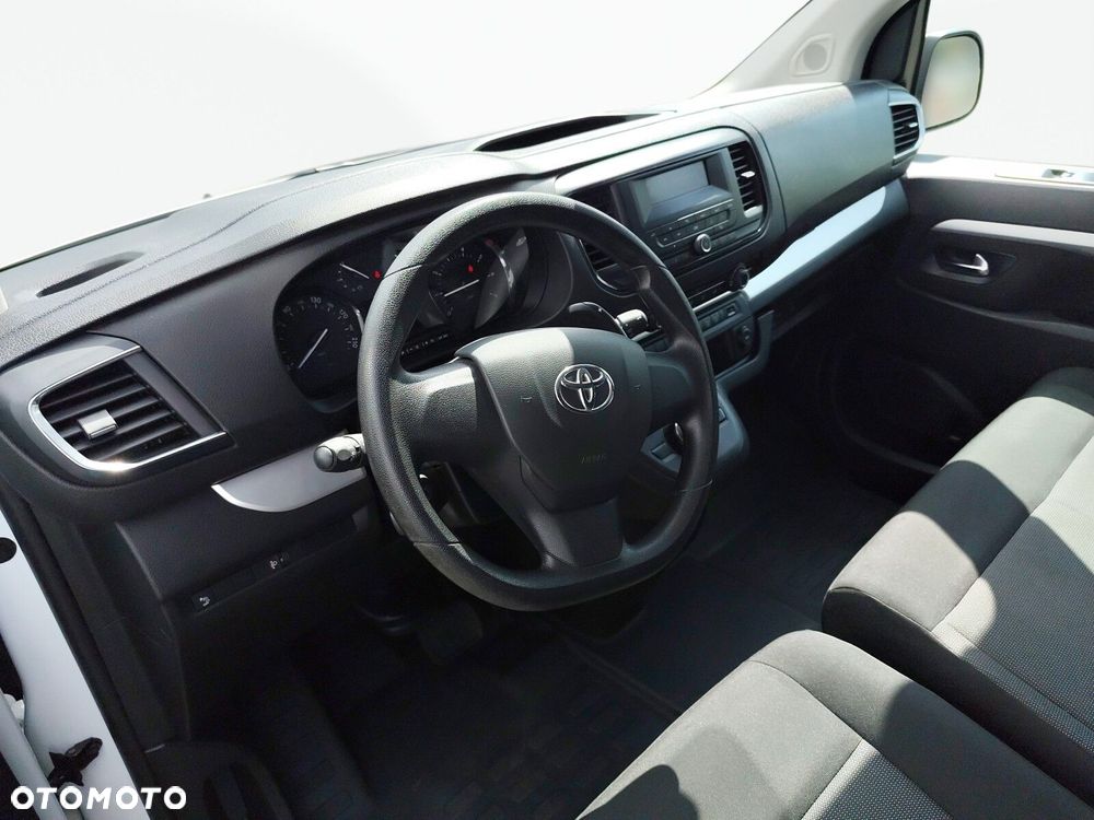 Toyota Proace Verso - 9