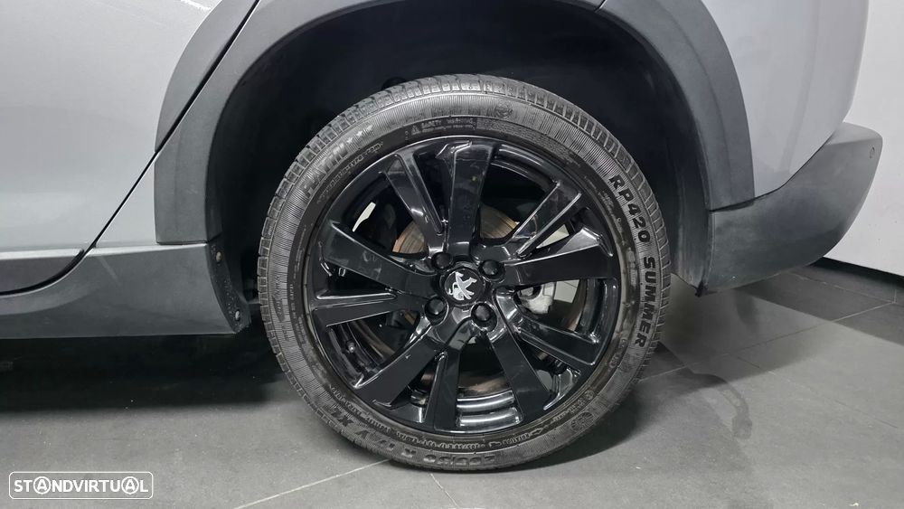 Peugeot 2008 PureTech 130 Stop&Start GT-Line Edition — fotografia 31