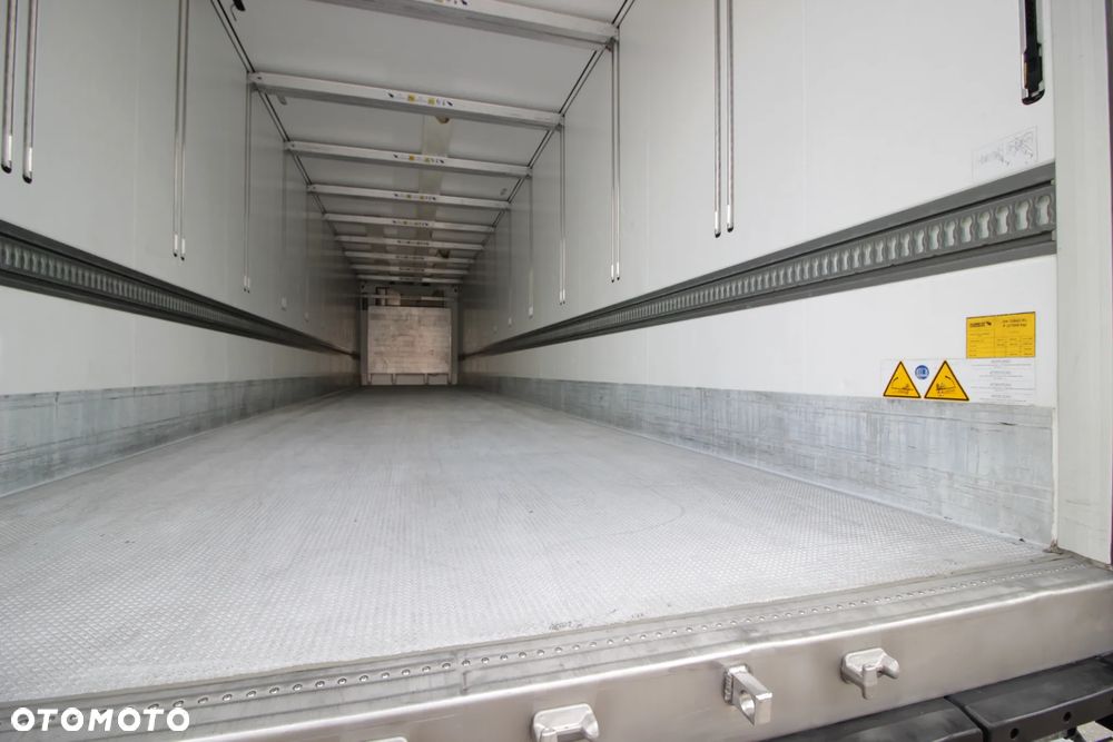 Schmitz Cargobull FP 60 V7 Thermo King SLXi 300 / DOPPELSTOCK / Oś Podnoszona /ŚCIANA 7 CM / - 21