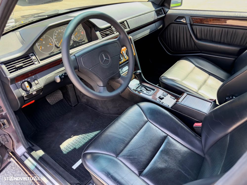 Mercedes-Benz E 320 - 7