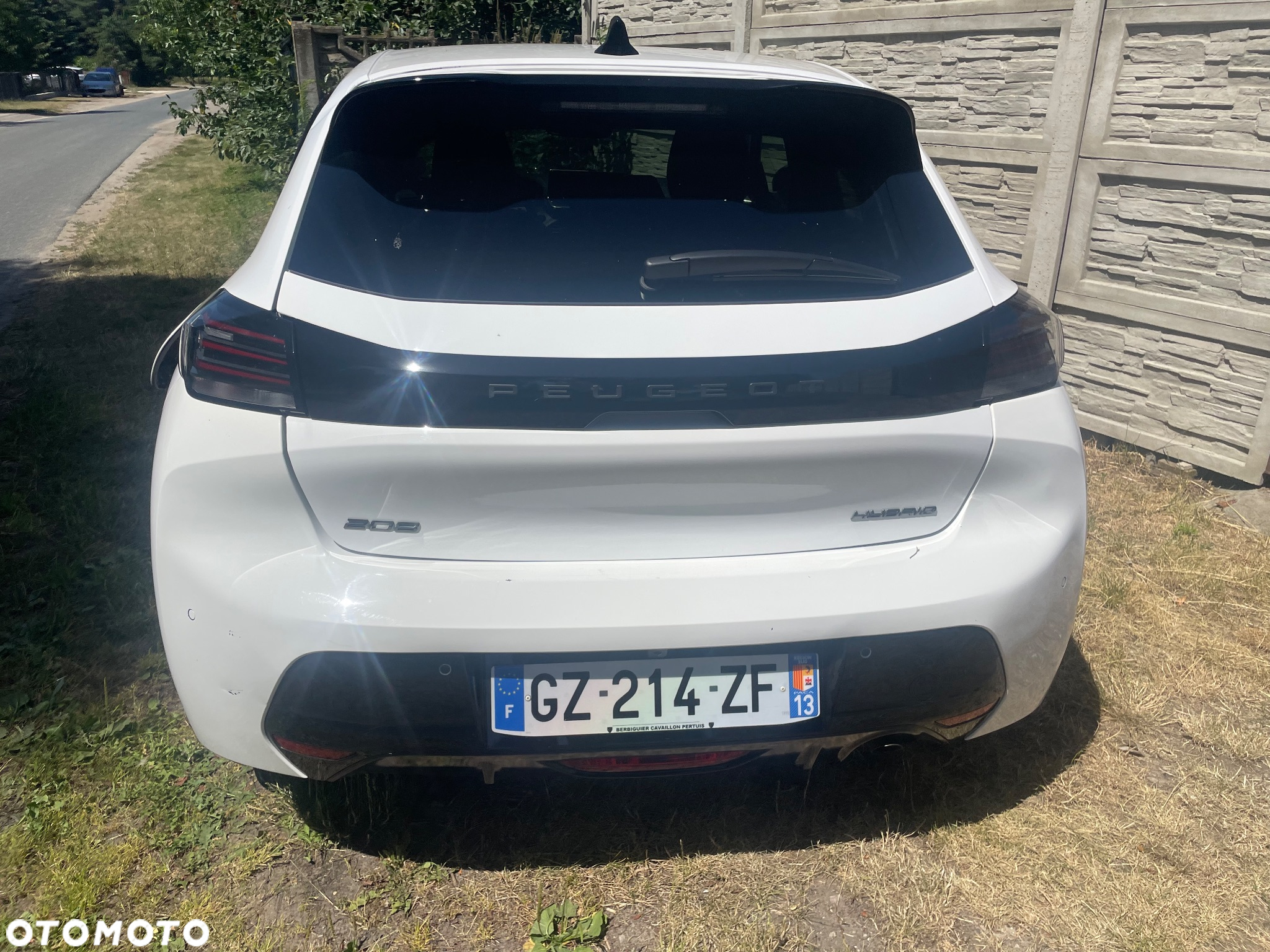 Peugeot 208 PureTech 100 EAT8 Active Pack - 8