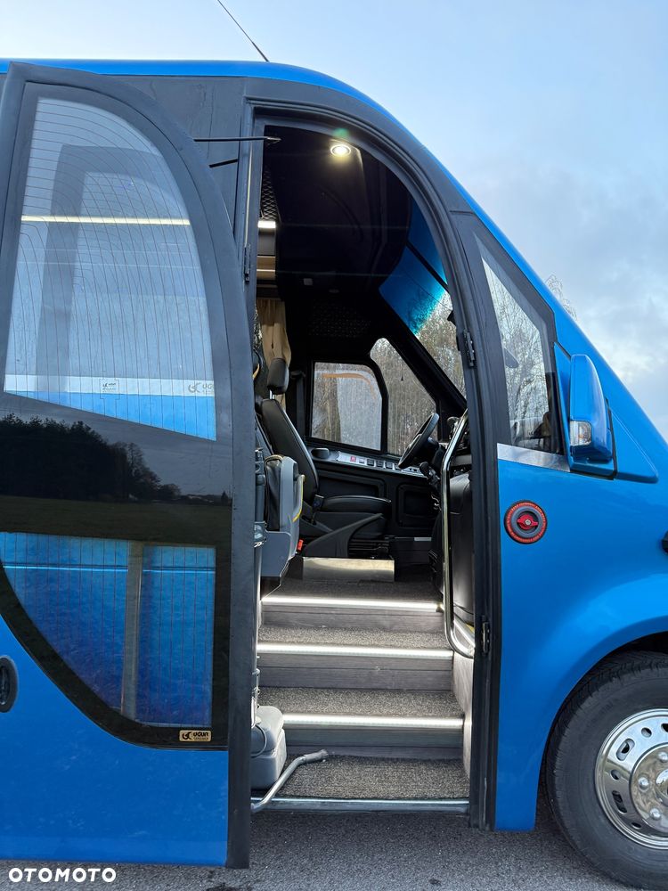 Mercedes-Benz Sprinter 519 - 26