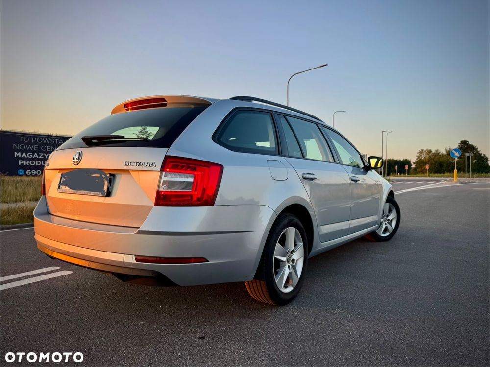 Skoda Octavia 1.5 TSI GPF ACT Ambition - 3