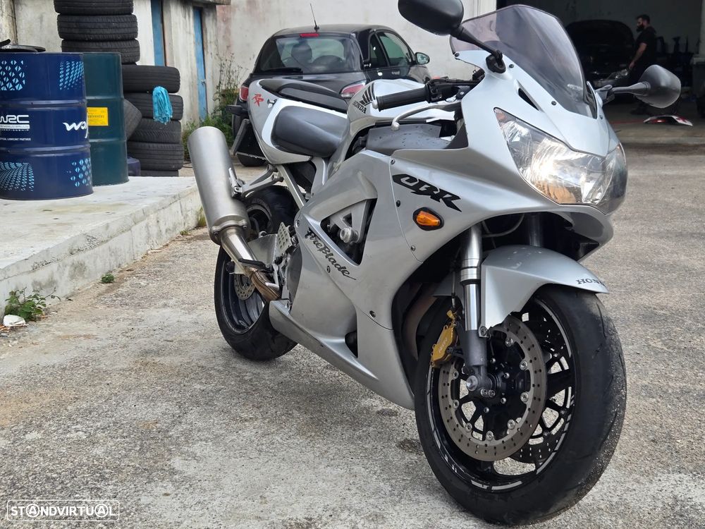 Honda CBR FIREBLADE 929RR - 2