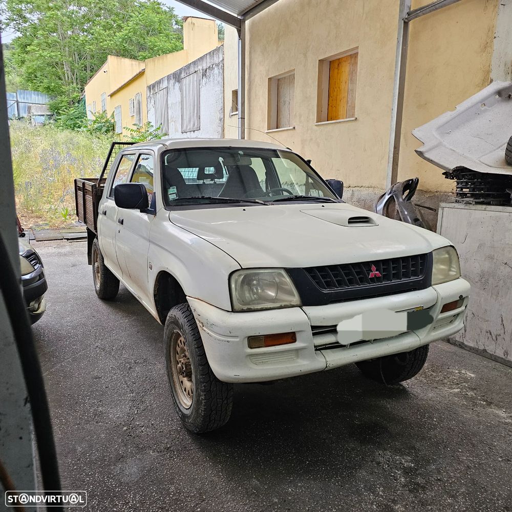 Mitsubishi L200 2.5 TD St Eleg Full Box - 16