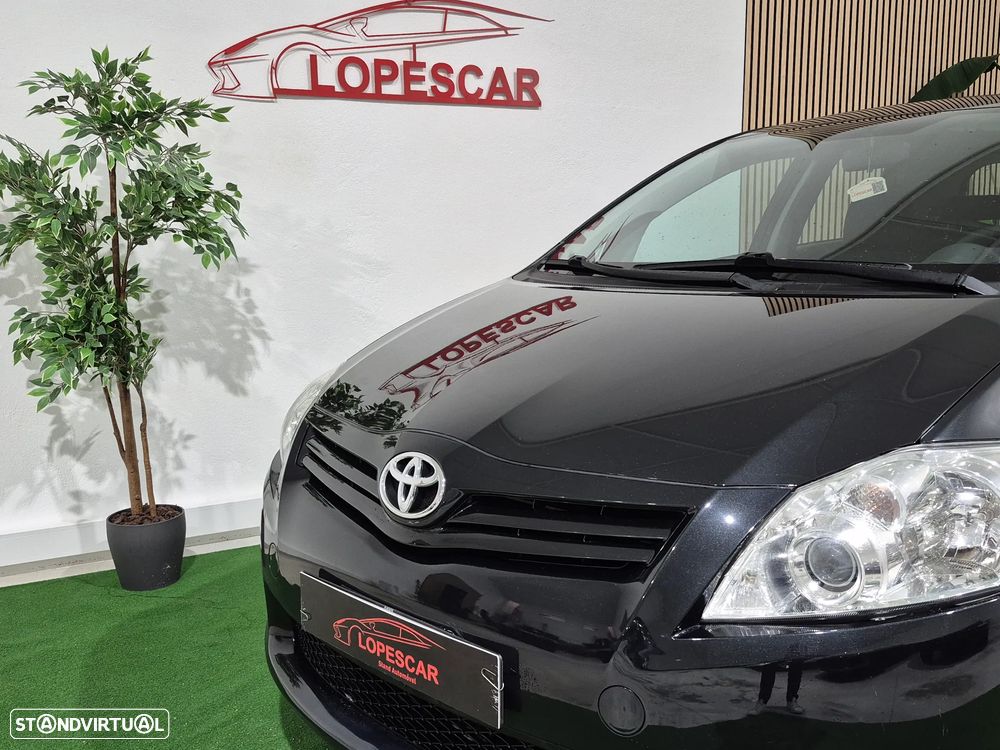 Toyota Auris 1.33 VVT-i Sol - 3