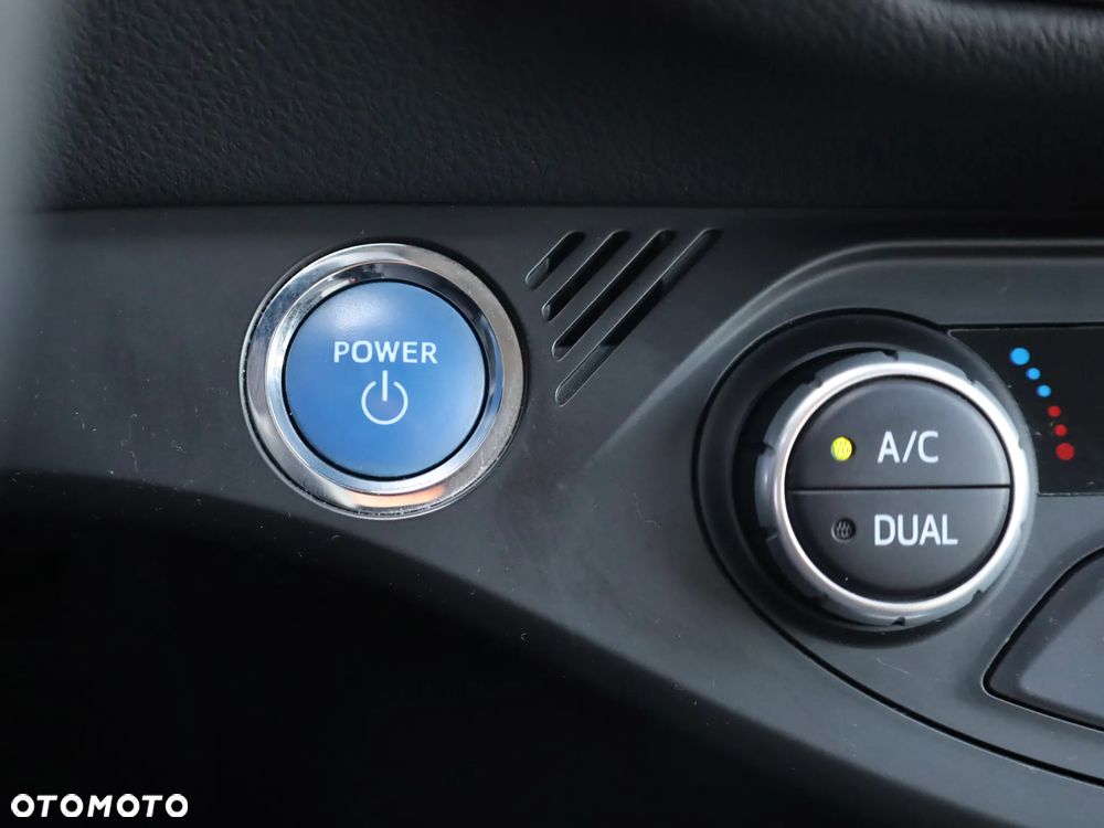 Toyota Yaris Hybrid 100 Premium EU6 - 33