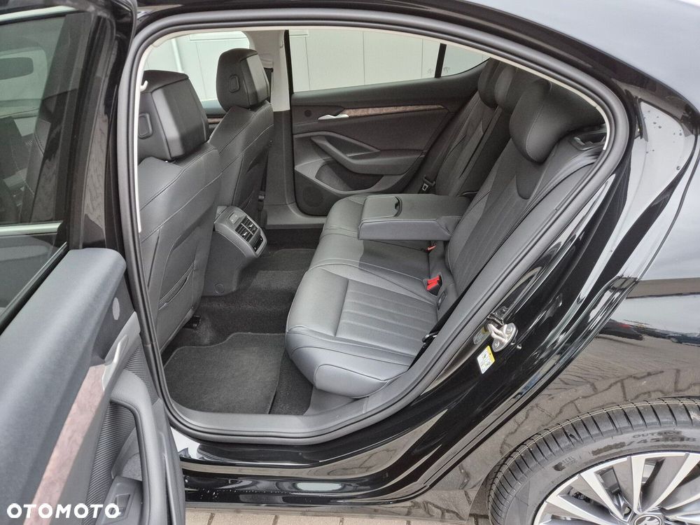 Skoda Superb 2.0 TSI L&K DSG - 19