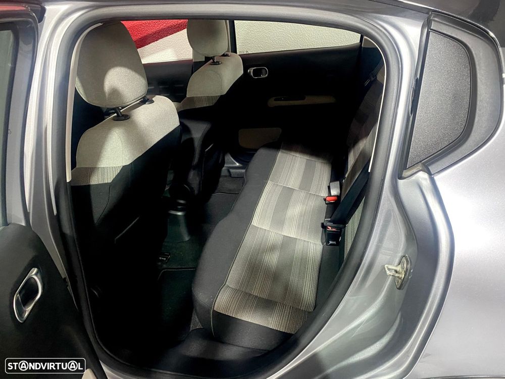 Citroën C3 1.2 PureTech Shine - 23